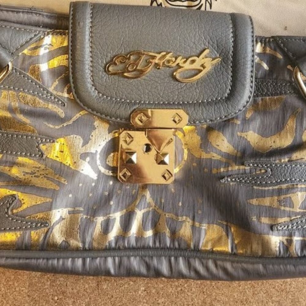 NWT Ed Hardy Clutch